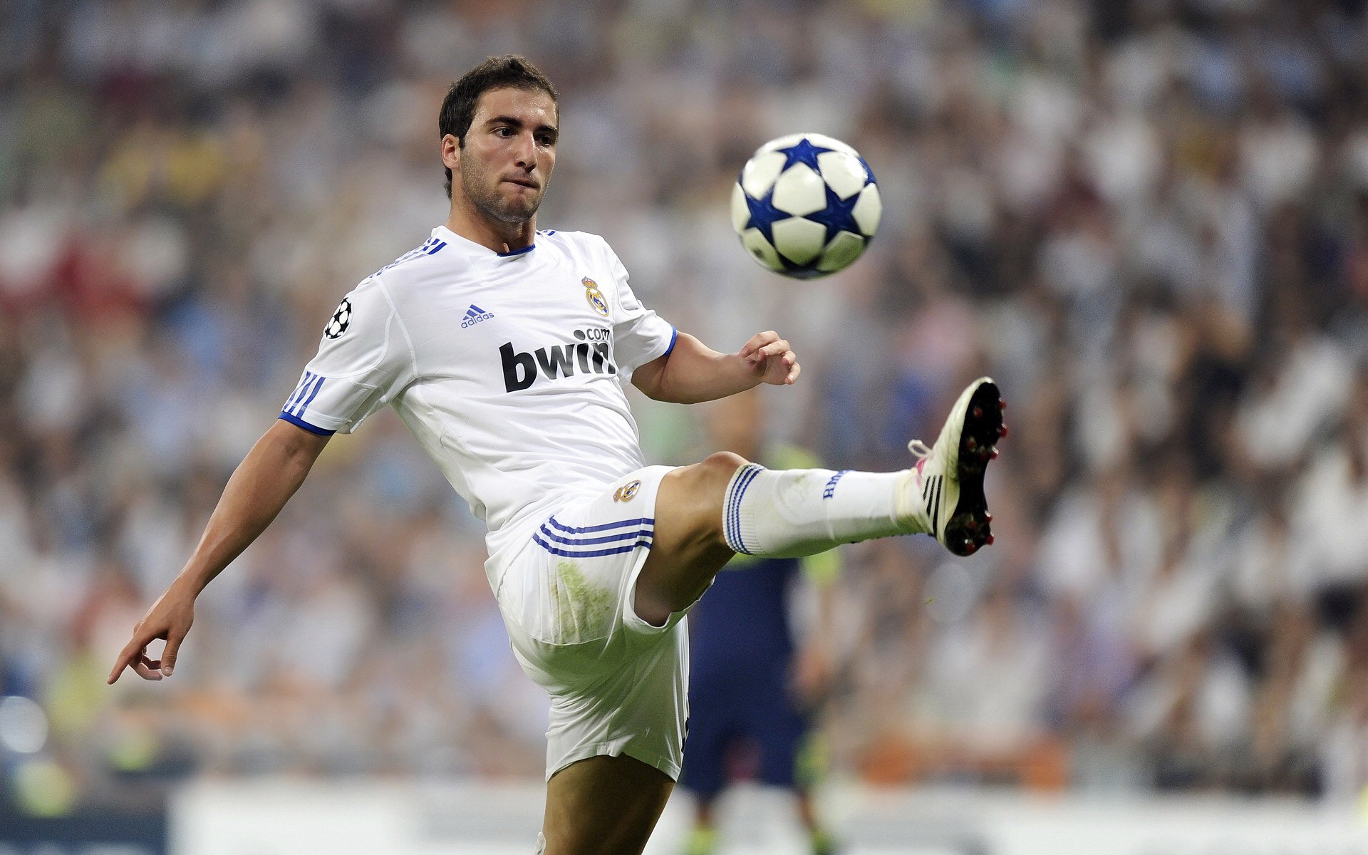 欧洲红魔利剑出鞘！比利时战术性轻取智利，奥运周期关键战暗藏玄机